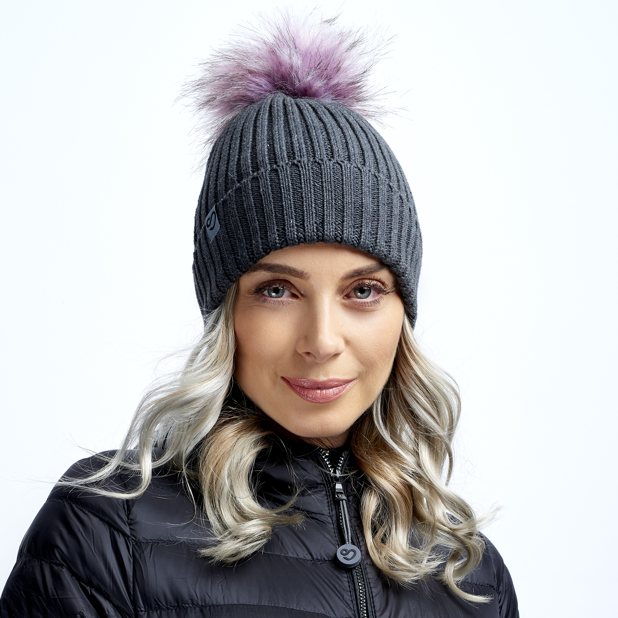 mochara equestrian bobble hat